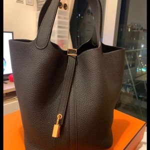 Hermès Picotin Lock 22